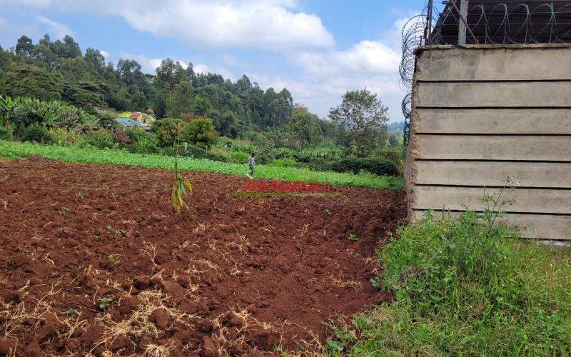 Prime 100 By 100 Residential Plot In Kikuyu, Ondiri