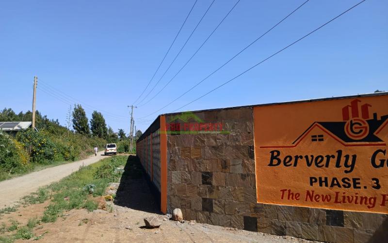 Residential plots for sale in Berverly estate phase 3 Nachu