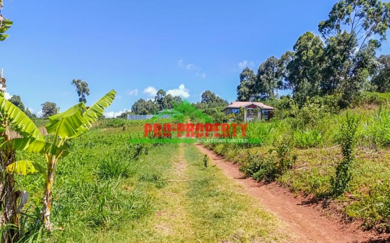READY TO BUILD 100 by 100ft PLOTS IN GIKAMBURA
