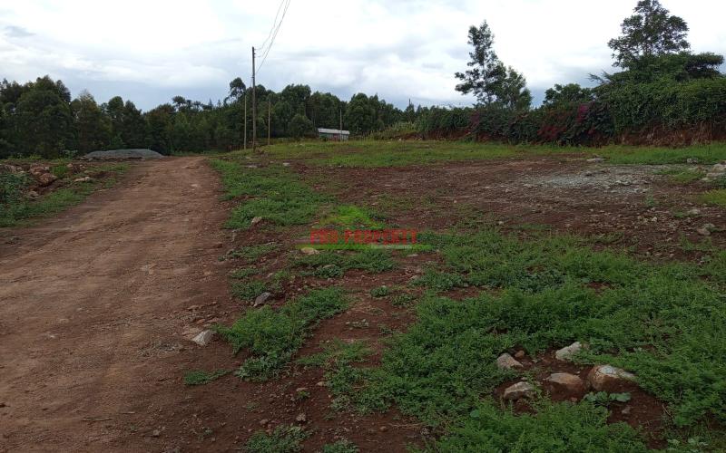 Prime residential 50 by 100 plot for sale in Kikuyu Kamangu