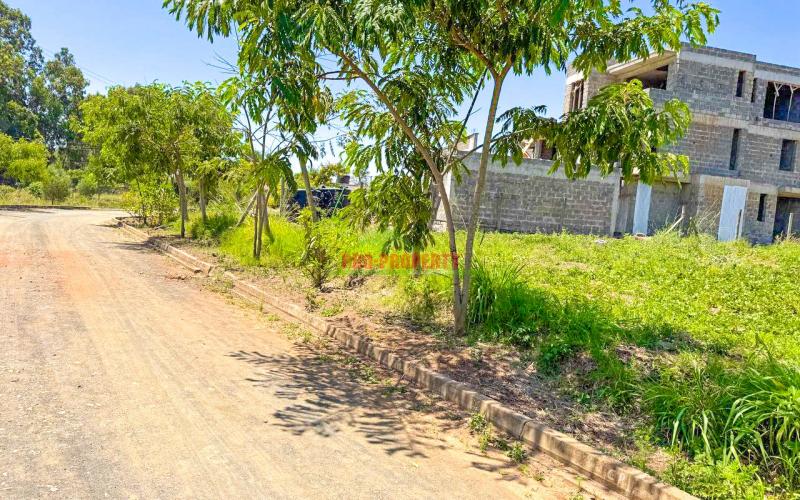 1/4 Acre Plot For Sale In Hard Rock Estate Along Kenyatta Rd