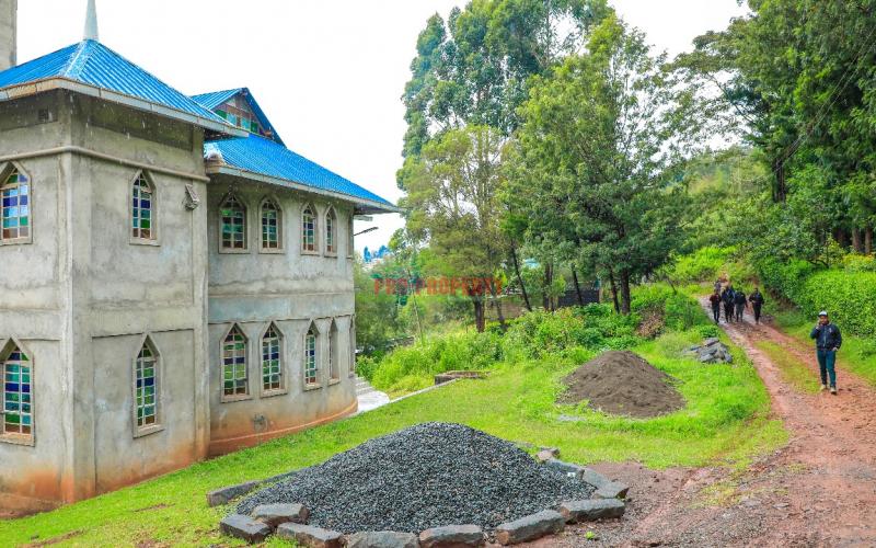 Prime Commercial Plot For Sale In Gitaru