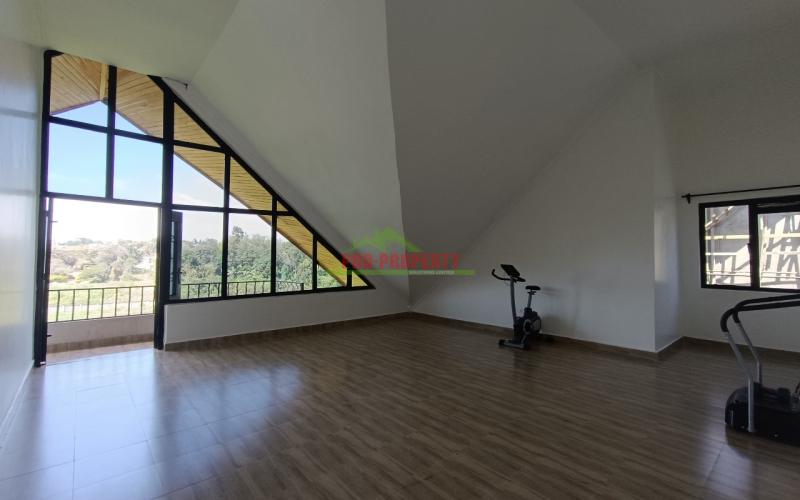 6 Bedroom  Ultra-modern Maisonette For Sale In Daykio, Bustani, Ruiru