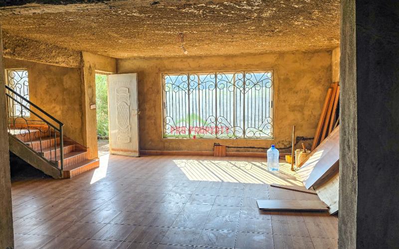 3 Bedroom Flat Roof For Sale In Kikuyu, Thigio