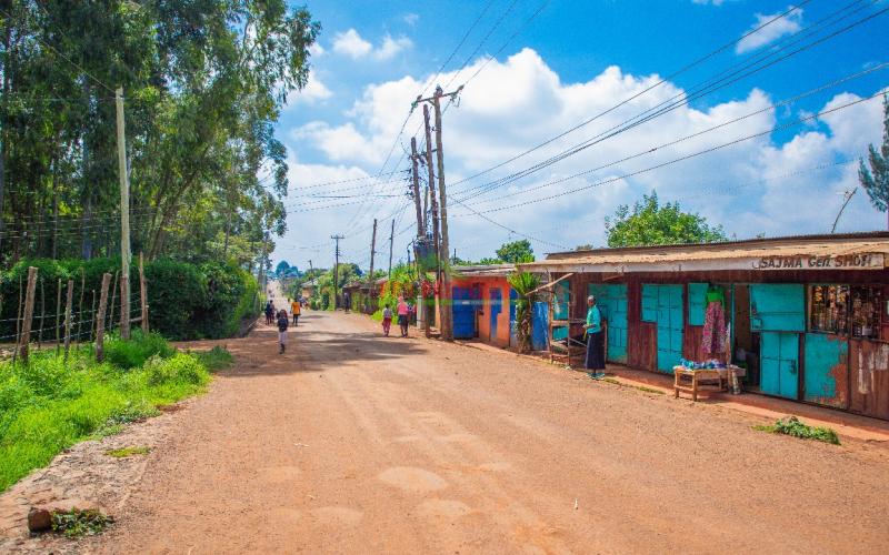 Prime Commercial Plot Touching Tarmac For Sale In Kikuyu, Gikambura