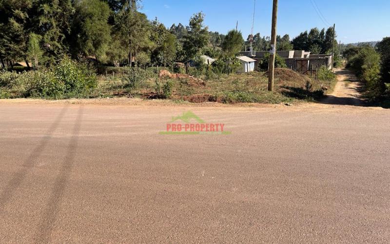 Corner Plot For Sale Touching Tarmac in Kikuyu, Kamangu.