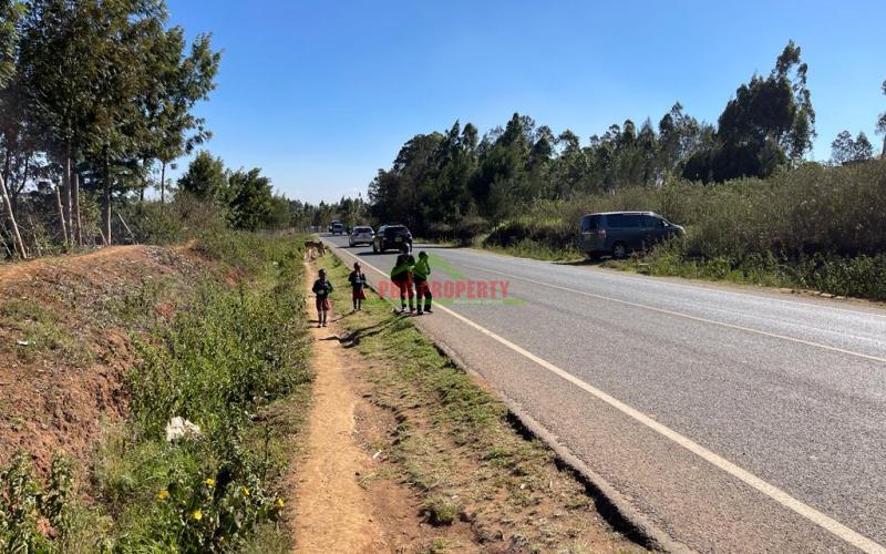 Prime Plot For Sale On Tarmac In Kikuyu, Kamangu.