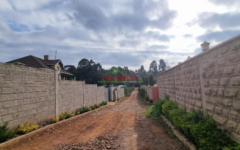 Residential 50 By 100 Fts Plot For Sale In Thogoto.