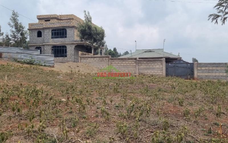 Prime 50 By 100 Fts Plot For Sale In Lusigetti.