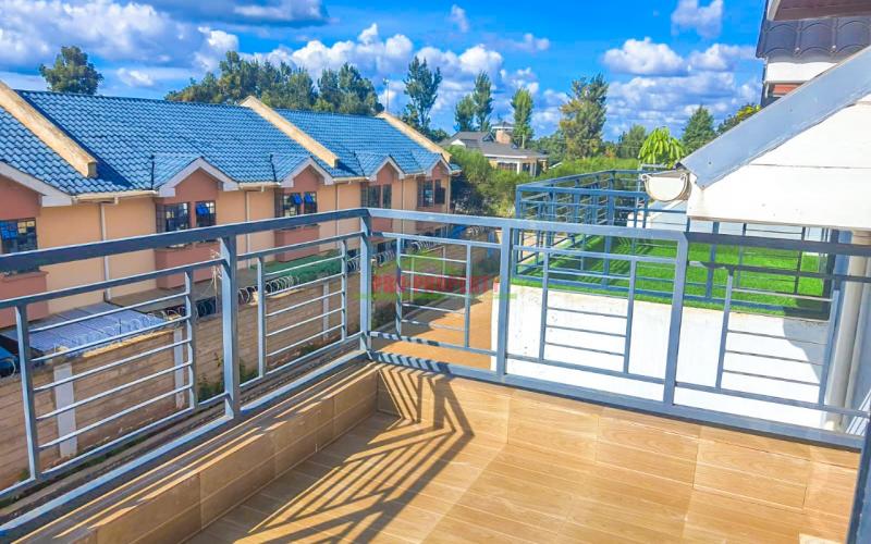 4 Bedroom Townhouse In A Gated Community Of Eight.