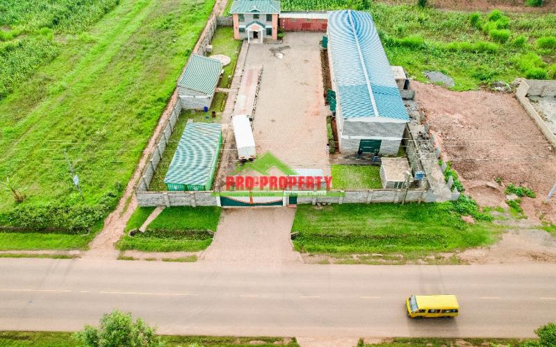 Prime commercial  property for sale in Lusingeti,Kikuyu(Industrial property)- Touching tarmac