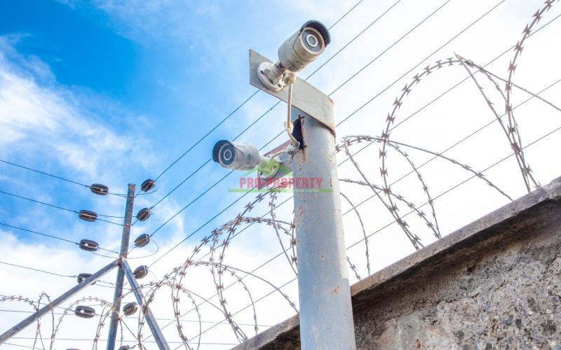 Commercial Property(warehouse)for Sale!!!