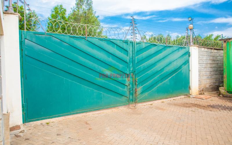 Commercial Property(warehouse)for Sale!!!