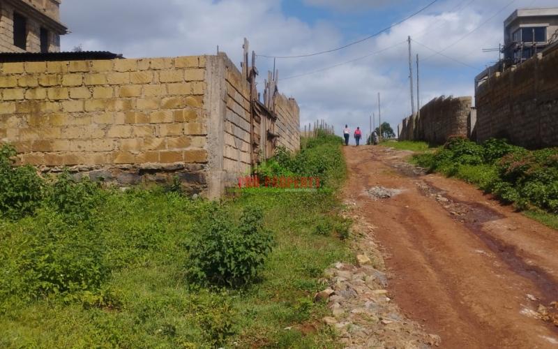 A prime 100by100ft plot for sale in Gikambura,Kikuyu