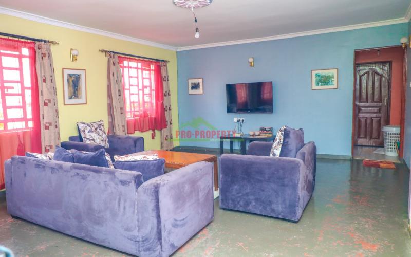 3 Bedroom Maisonette For Sale