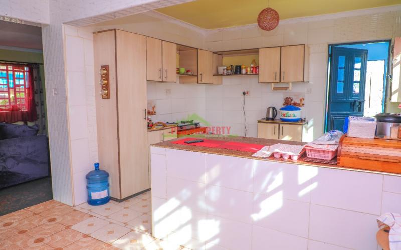 3 Bedroom Maisonette For Sale