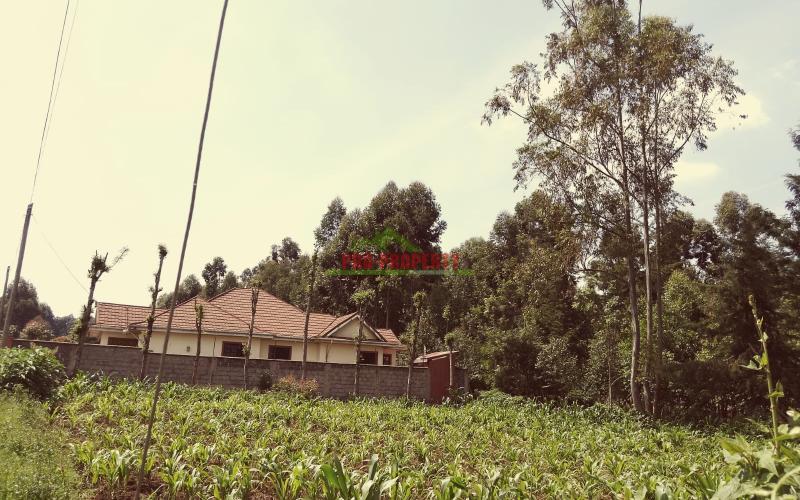 Prime Residential 100 ×100 Plot For Sale Along Ondiri Road