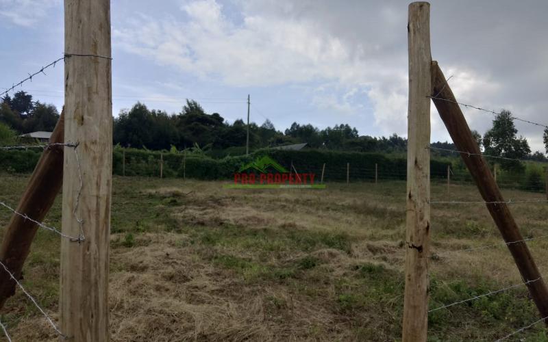 Prime Residential 100 by 100 plots for sale in Thigio