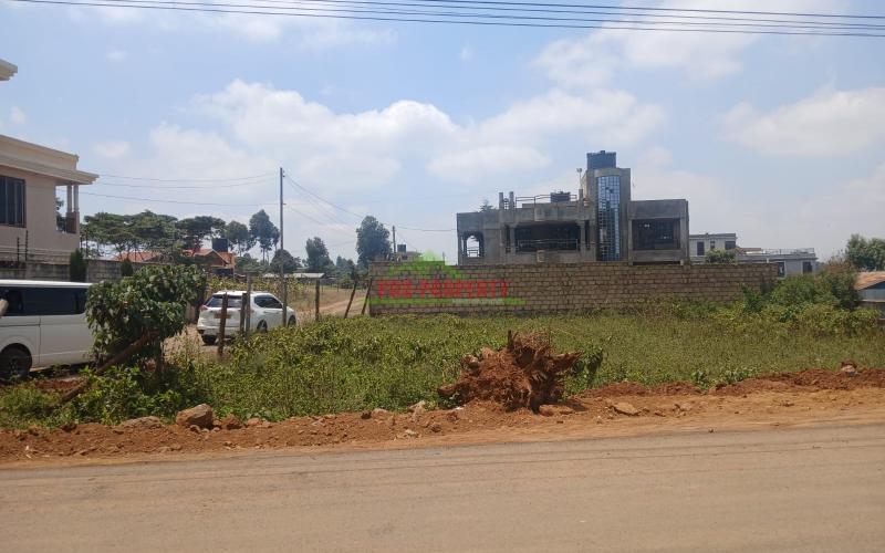 Prime 50 by 100 Touching tarmac plot for sale along Jambu tv