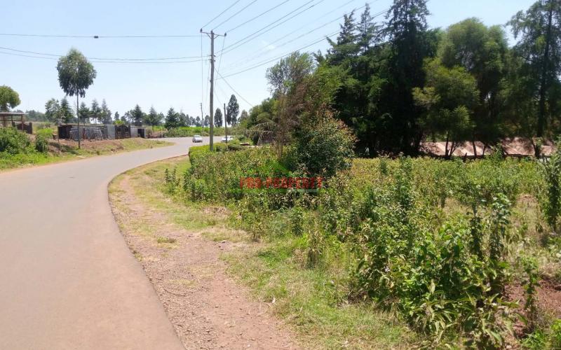 Prime 50*100 plots for sale in Kikuyu Mígumoiní