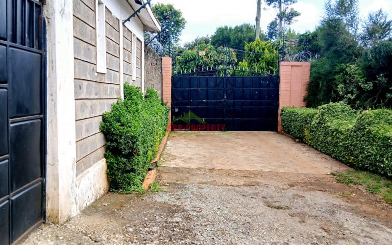 Strategic 100 By 100 Ft Commercial Corner Plot For Sale In Kikuyu, Thogoto