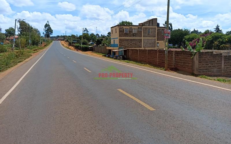 Touching Tarmac Commercial Plot For Sale Kamangu, Thigio