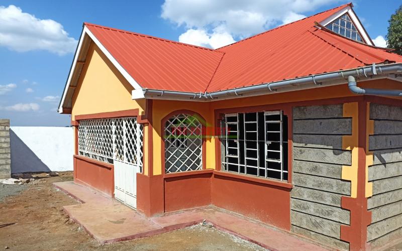 3 Bedroom Bungalow For Sale In Kamangu, Kinamba