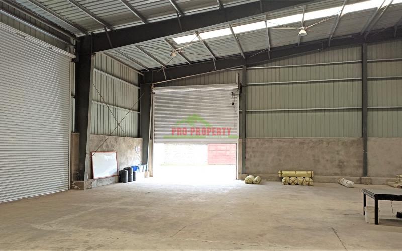 Commercial Go Down For Sale Along The Nairobi-nakuru Highway.