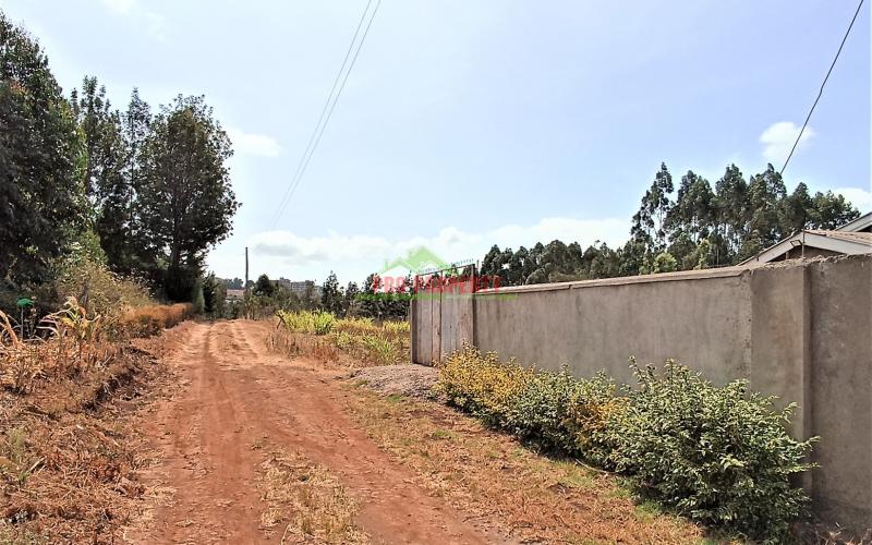 Prime Residential Quarter Acre Plot For Sale In Kikuyu, Ondiri.