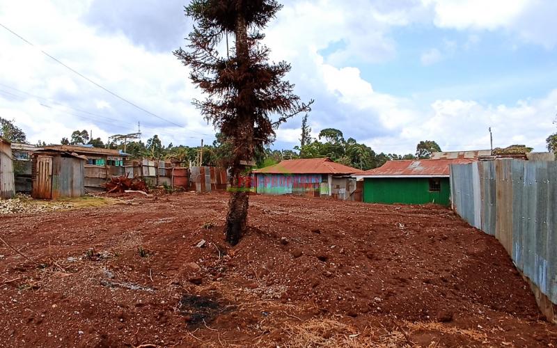 Touching Tarmac Plot For Sale In Kikuyu, Gikambura