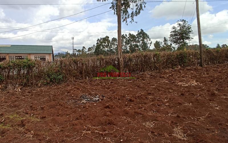 Touching Tarmac Plot For Sale In Kikuyu, Gikambura