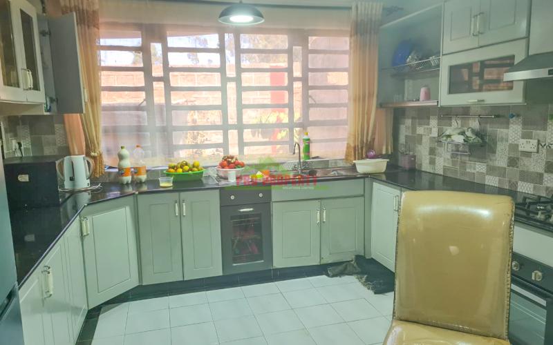 4 Bedroom All Ensuite Mansion For Sale In Limuru, Nyambari.