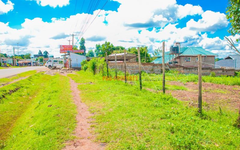 Prime Plot Fronting The Tarmac For Lease In Kikuyu, Gikambura.