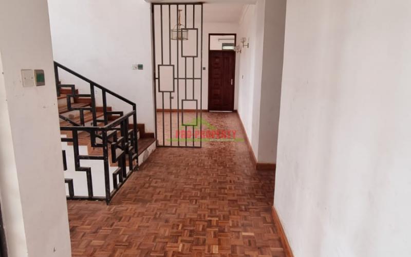4 Bedroom House For Sale In Kikuyu, Ondiri.