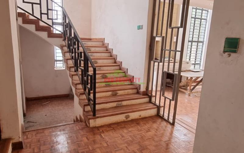4 Bedroom House For Sale In Kikuyu, Ondiri.