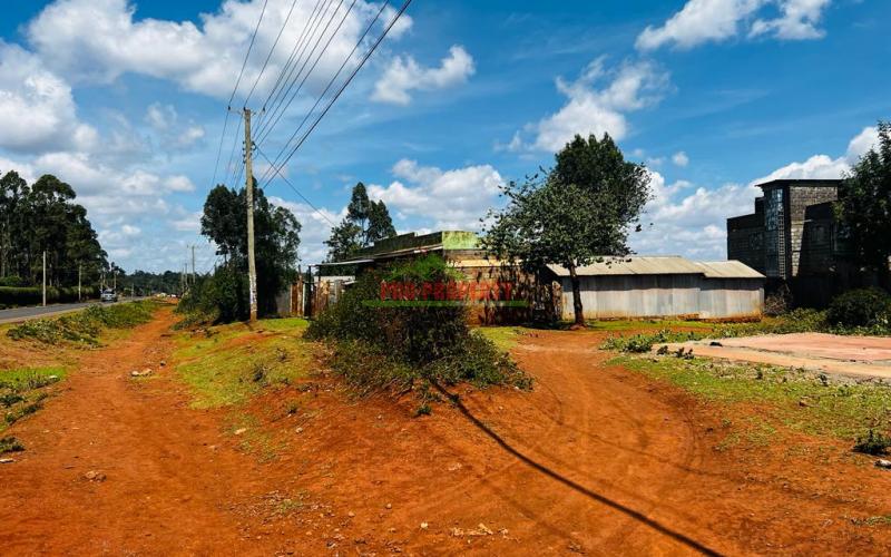 Commercial 100 By 100 Fts Plot For Sale Fronting The Tarmac (thogoto-mutarakwa Road) In Gikambura.
