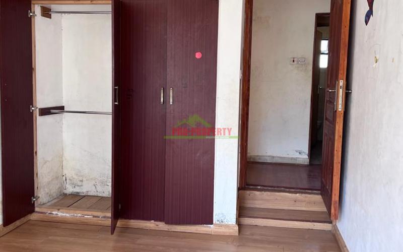 Prime 100 X 100ft Plot For Sale In Kikuyu, Thogoto With A 3 Bedroom House.