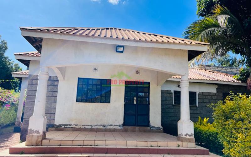 Prime 100 X 100ft Plot For Sale In Kikuyu, Thogoto With A 3 Bedroom House.