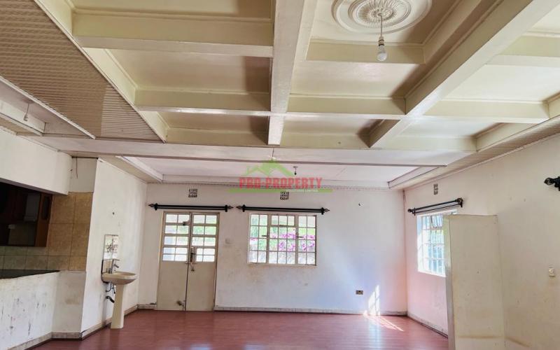 Prime 100 X 100ft Plot For Sale In Kikuyu, Thogoto With A 3 Bedroom House.