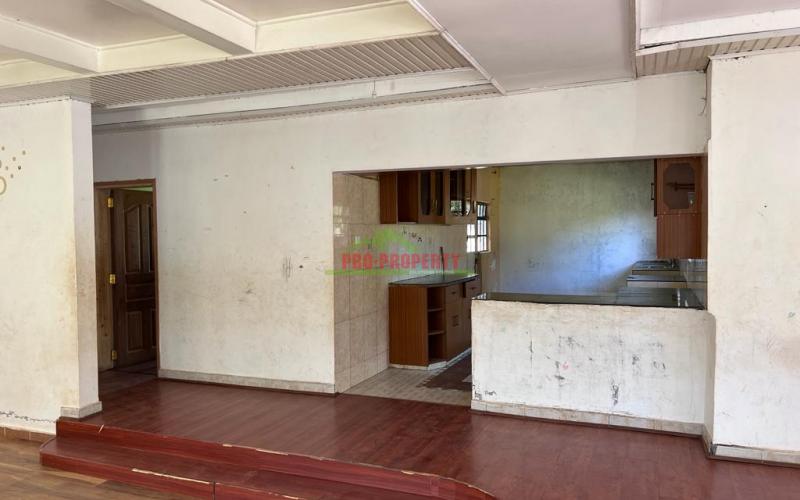 Prime 100 X 100ft Plot For Sale In Kikuyu, Thogoto With A 3 Bedroom House.