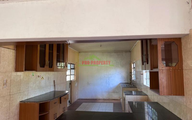 Prime 100 X 100ft Plot For Sale In Kikuyu, Thogoto With A 3 Bedroom House.