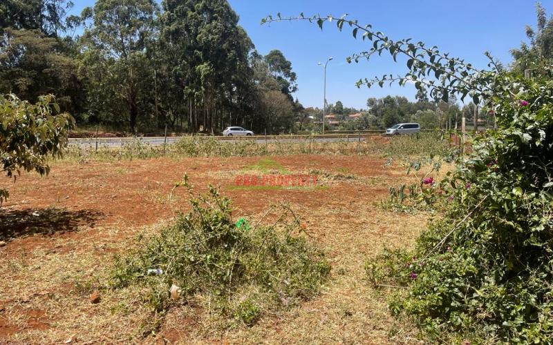 Prime Commercial Plot Fronting The Tarmac For Sale In Kikuyu Along The Southern Bypass.
