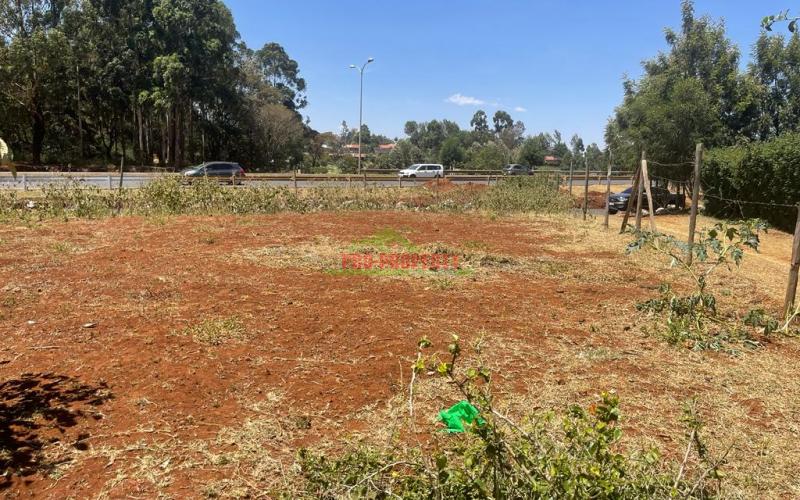 Prime Commercial Plot Fronting The Tarmac For Sale In Kikuyu Along The Southern Bypass.