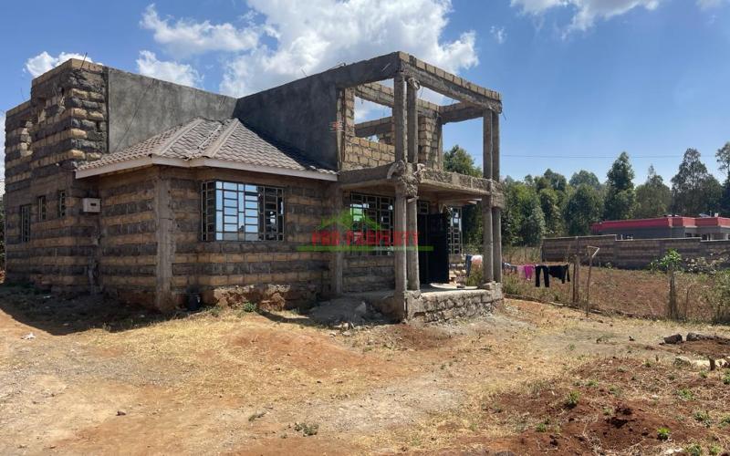 Semi-incomplete 4 Bedroom Maisonette House For Sale In Kikuyu, Kamangu (within California Breeze Gated Estate).