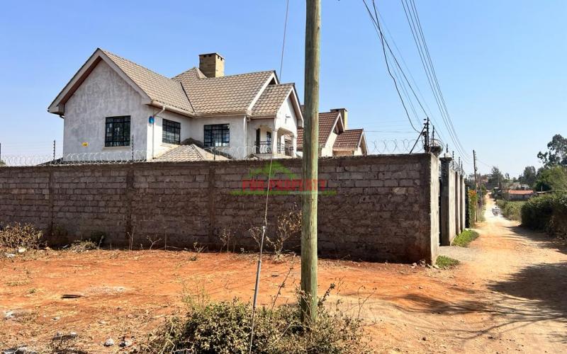 50 X 100 Fts Fenced Plot For Sale In Kikuyu, Gikambura (nairobi Ndogo Area).