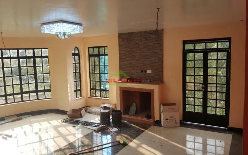 4 Bedroom All En-suite Maisonette For Sale Along Waiyaki Way In Kikuyu Sigona.