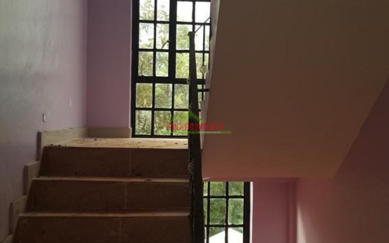 4 Bedroom All En-suite Maisonette For Sale Along Waiyaki Way In Kikuyu Sigona.
