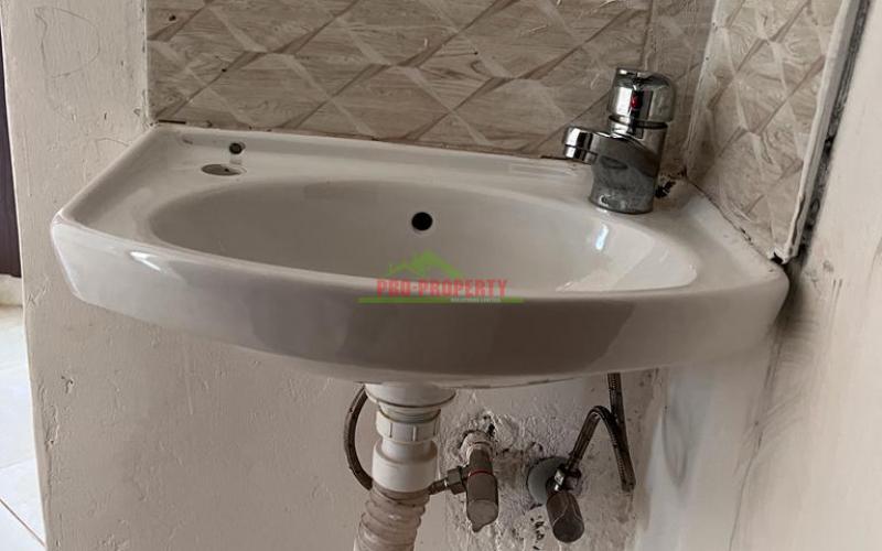 3 Bedroom Flat Roofed Bungalow For Sale In Kikuyu, Lusingetti.