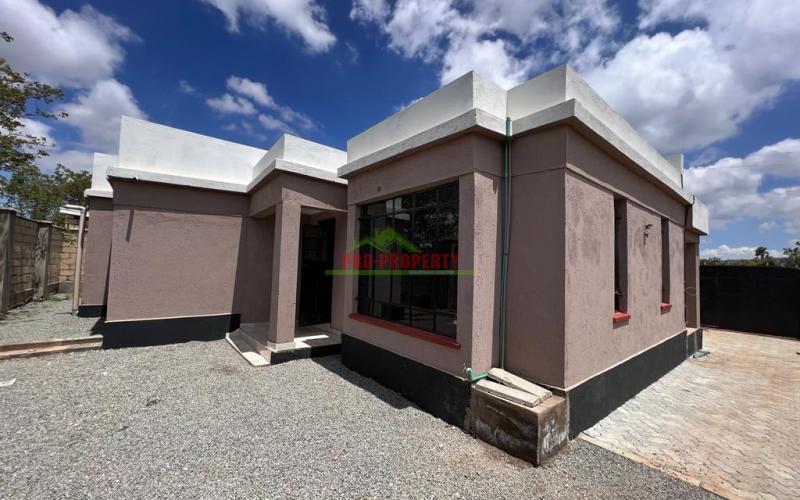 3 Bedroom Flat Roofed Bungalow For Sale In Kikuyu, Lusingetti.