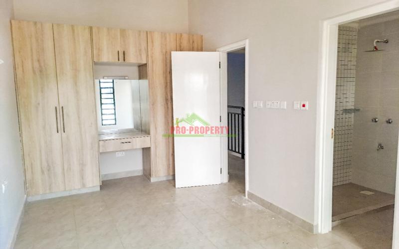 4-bedroom Townhouse In A Gated Community Of Eleven - Kikuyu